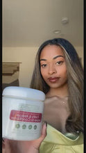 Load and play video in Gallery viewer, Hollywood Curl Moringa and Castor Oil Infused Curling Cream
